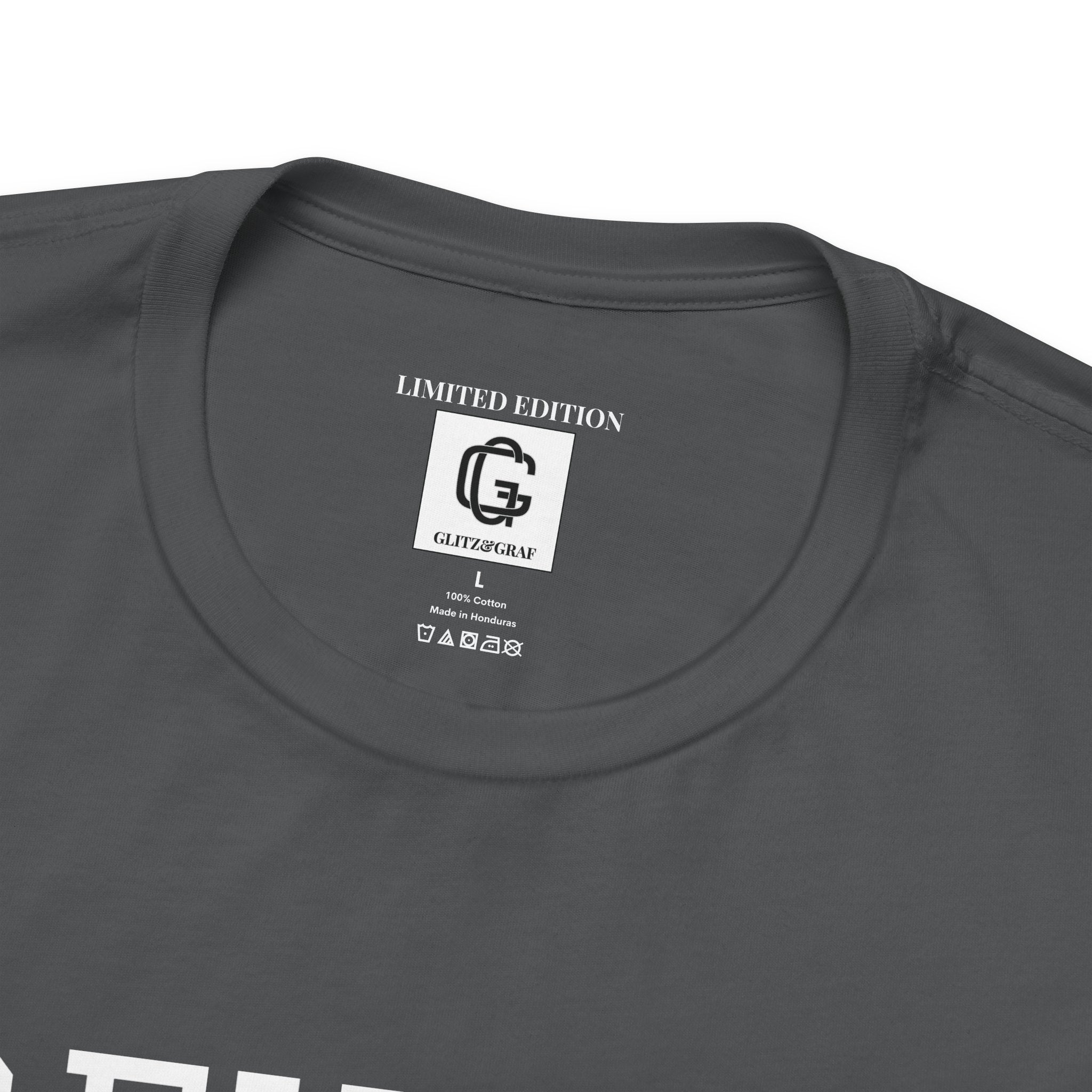 Beyond the Ordinary – Unisex Jersey Short Sleeve Tee